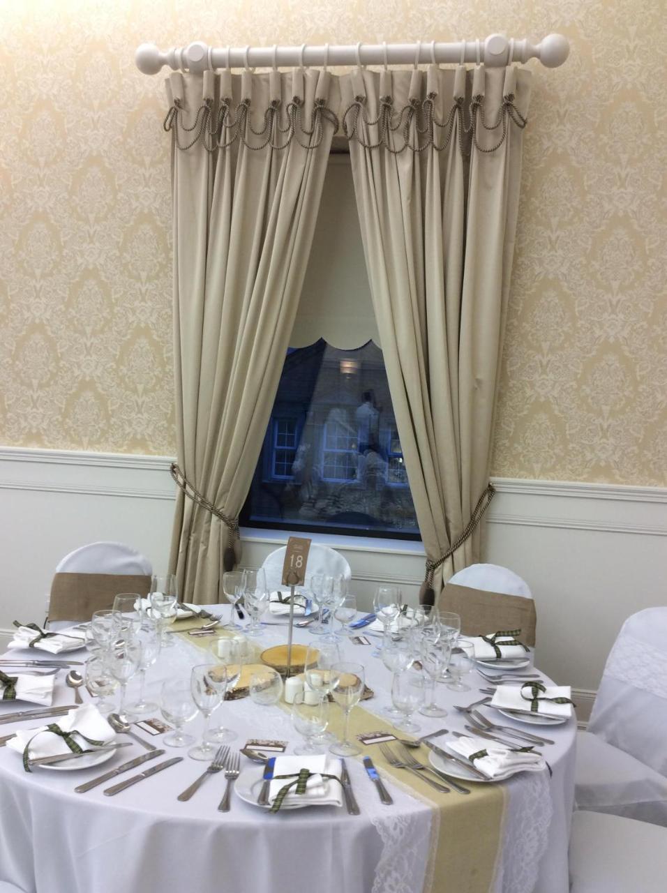 Ivy Tower Hotel キャッスルバー エクステリア 写真